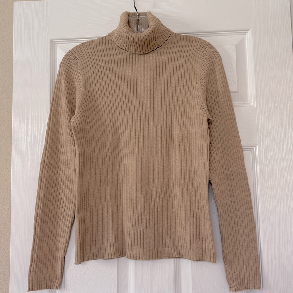The Limited Ribbed Tan Turtleneck Sweater- NWOT- 100% Cotton - Picture 5 of 13